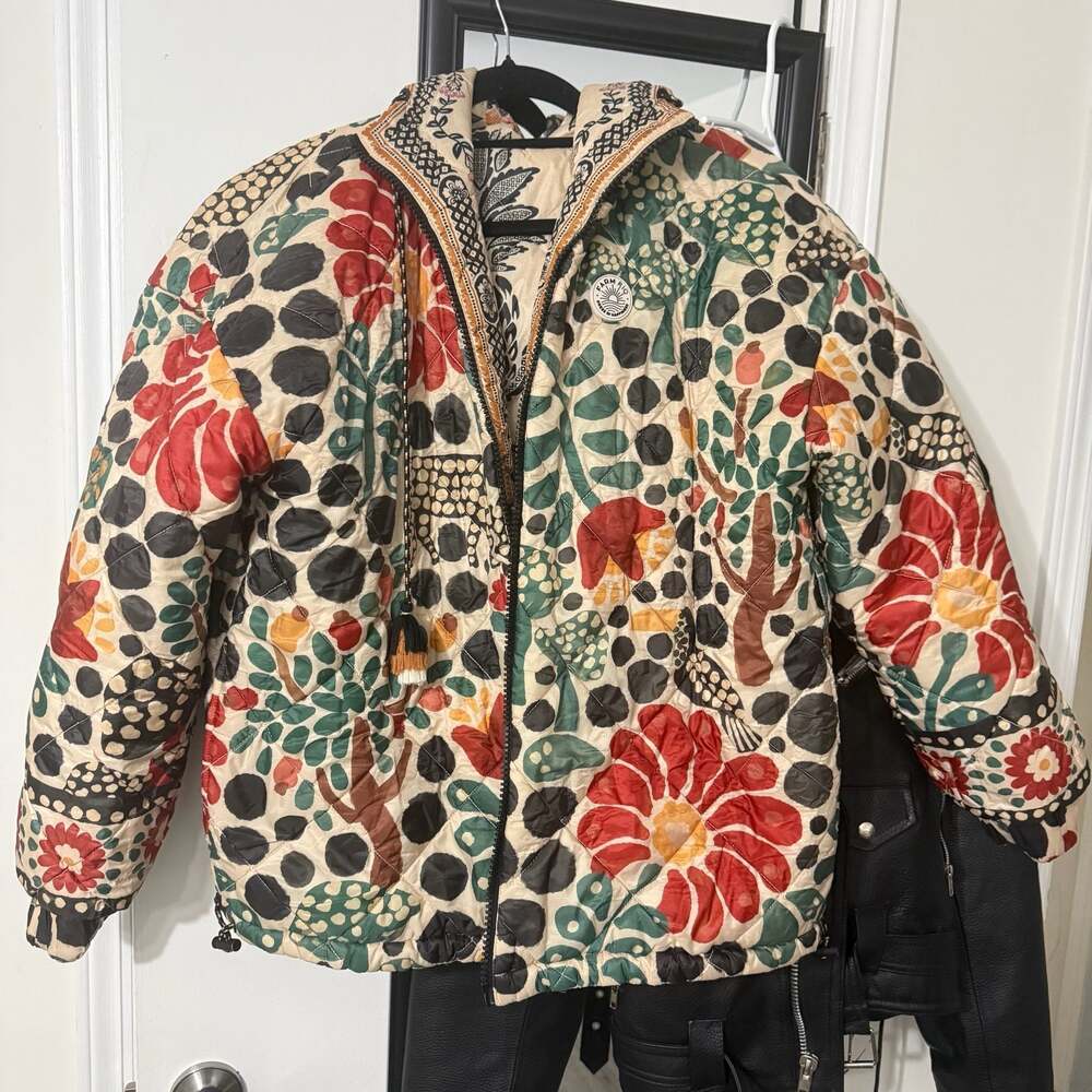Farm Rio Romantic Garden Reversible Puffer Jacket - Picture 4 of 10